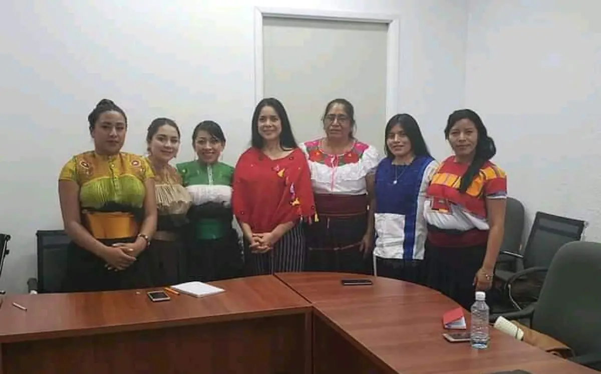 Mujeres indigenas